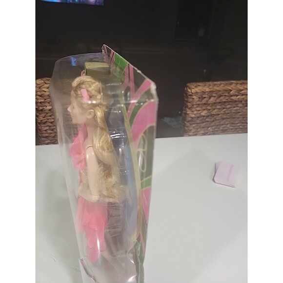 Wicked Glinda Fashion Doll With Removable Fashions & Accessories - Picture 15 of 15